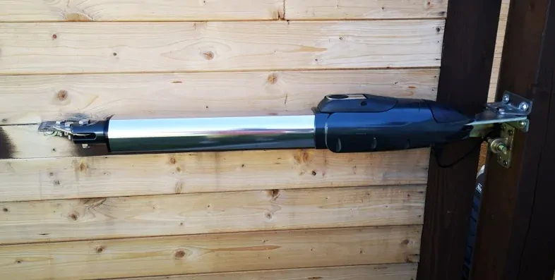 Pohon pro jednokřídlá vrata A3 De Luxe